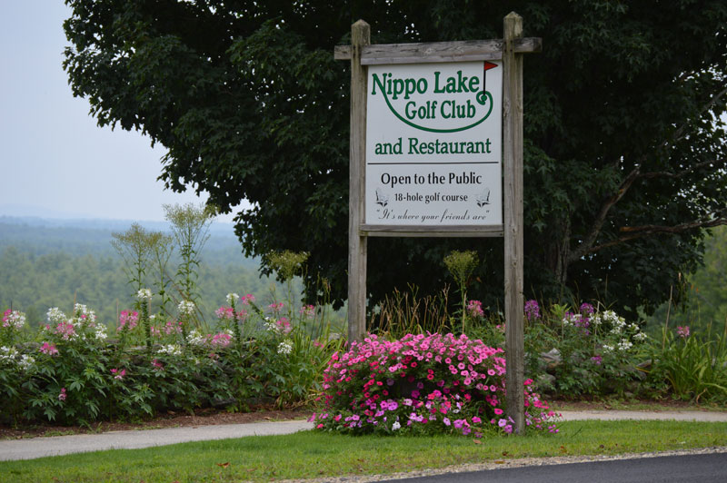 NLGCRestaurantSignFlowers